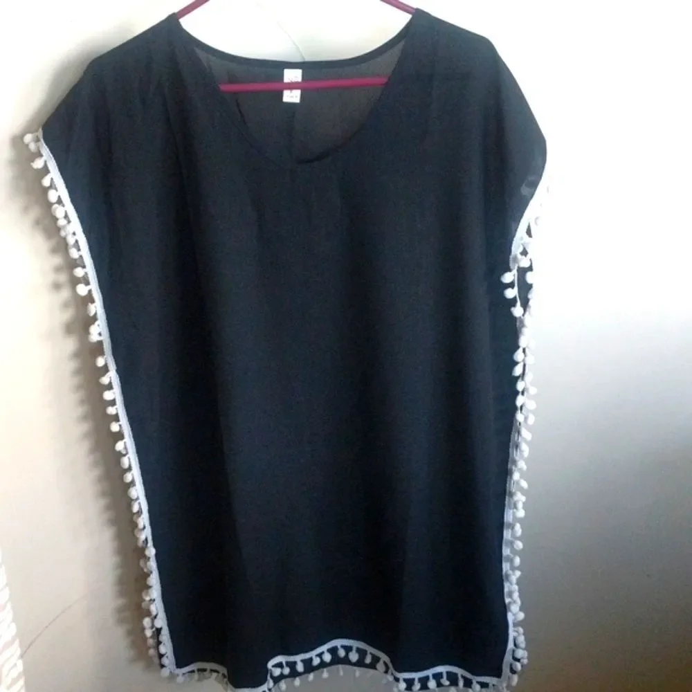 Black and White Lightweight Swimsuit Cover Up